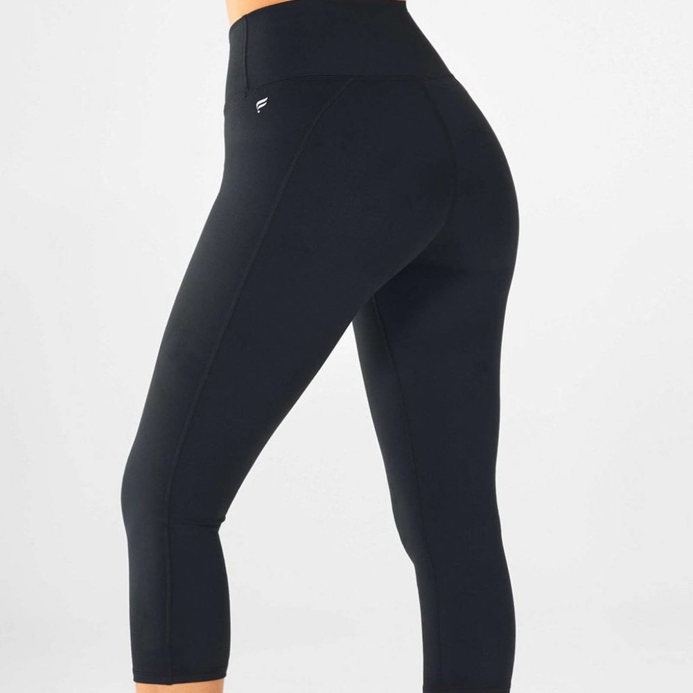 Fabletics High Wasited Powerhold Leggings Crop XS